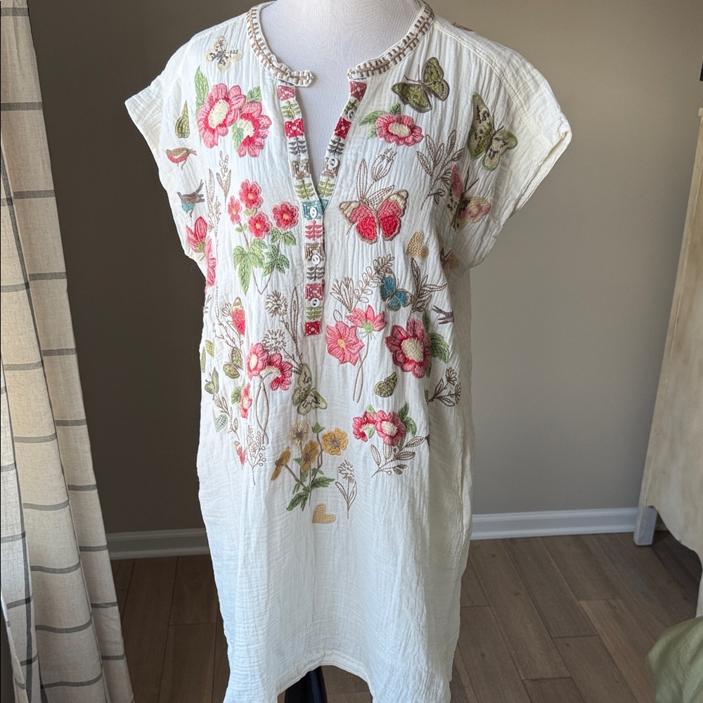 BIYA Johnny Was Annalise Embroidered Gauzy Dress - Picture 4 of 16